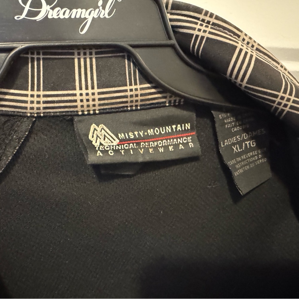 Spring/fall waterproof jacket - Picture 2 of 3